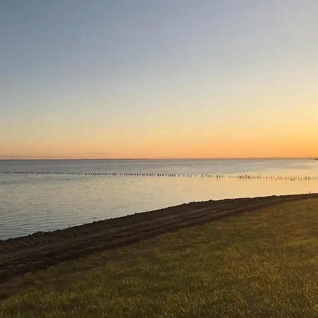 بيت للعطل Romo 22 With Hot Tub